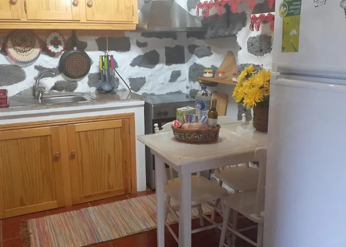 Adega Do Pesqueiro Alto *