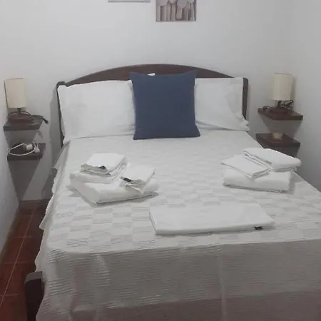 Semesterbostad Adega Do Pesqueiro Alto